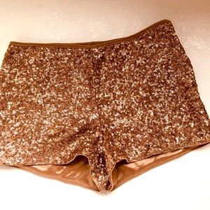 Forever 21 xsmall gold sequin shorts